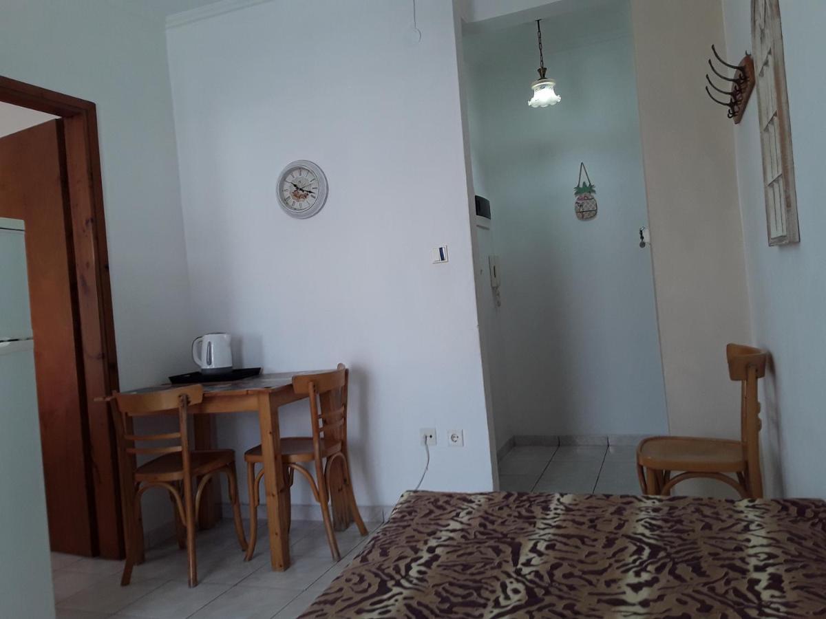 Hause Zorbas Aparthotel ปาลาเรีย ดิโอนิซีอู ภายนอก รูปภาพ